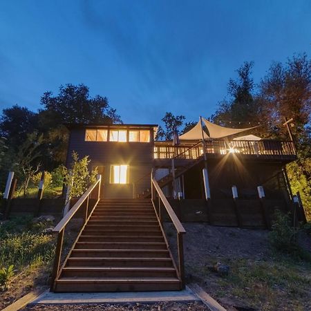 Rivers Breeze Relaxing Riverside Cabin With Private Suite Kayaks Healdsburg Extérieur photo